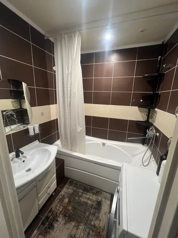 Уютная двухкомнатная квартира в МКР Губернский