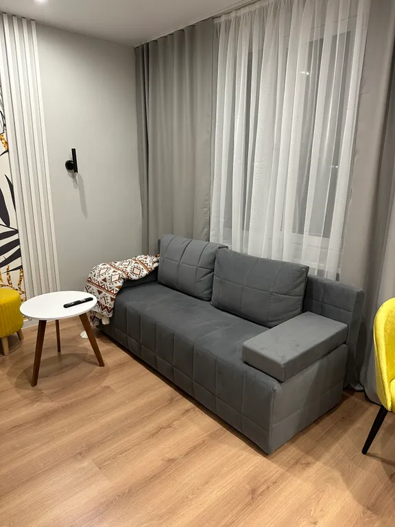 Соната - дизайнерская 1-комнатная квартира евро-2 в самом центре у ЦУМа