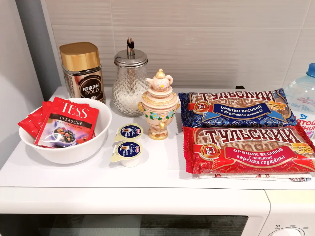 Белоснежная новая квартира с видом на Ледовую Арену