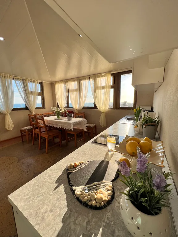 На время в Раю Дуплекс дом с отдельным входом