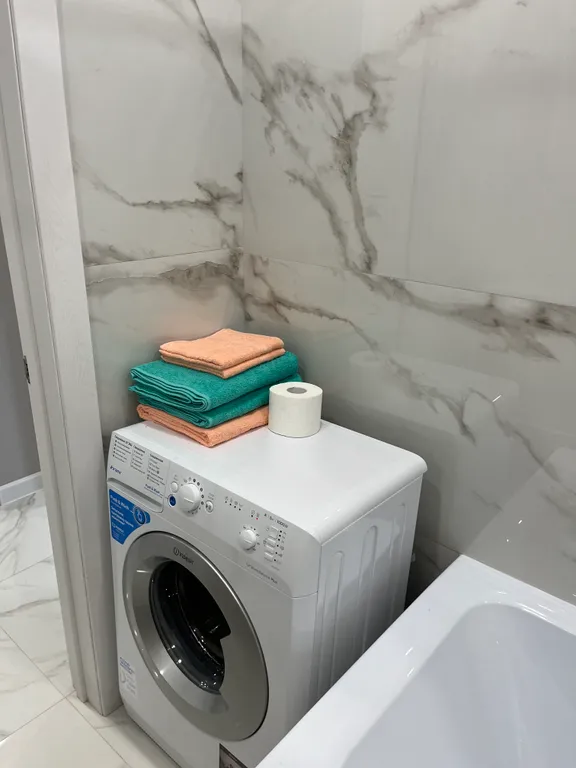 Двухкомнатная квартира с дизайнерским ремонтом