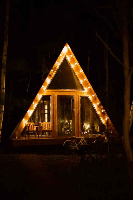 Коттедж Треугольный домик 36м2 с завтраком — Куровское