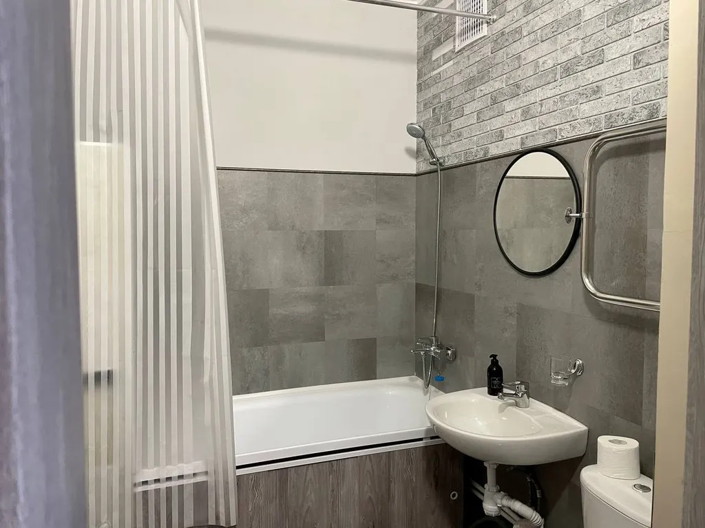 Квартира Стильная студия на Апрельской — Красноярск