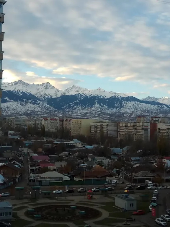 Квартира Двухкомнатная квартира рядом с ТРЦ Мега — Алматы