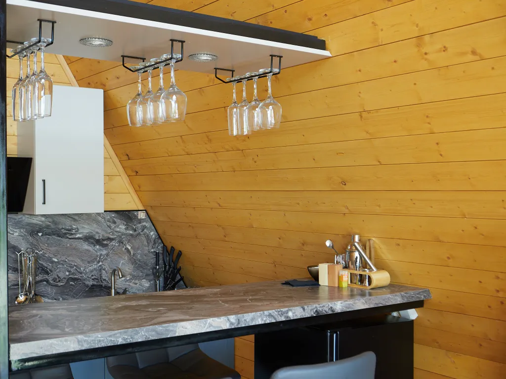 Частный дом с бассейном