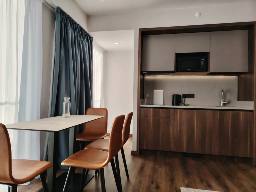 Премиальная студия на первой линии 3121