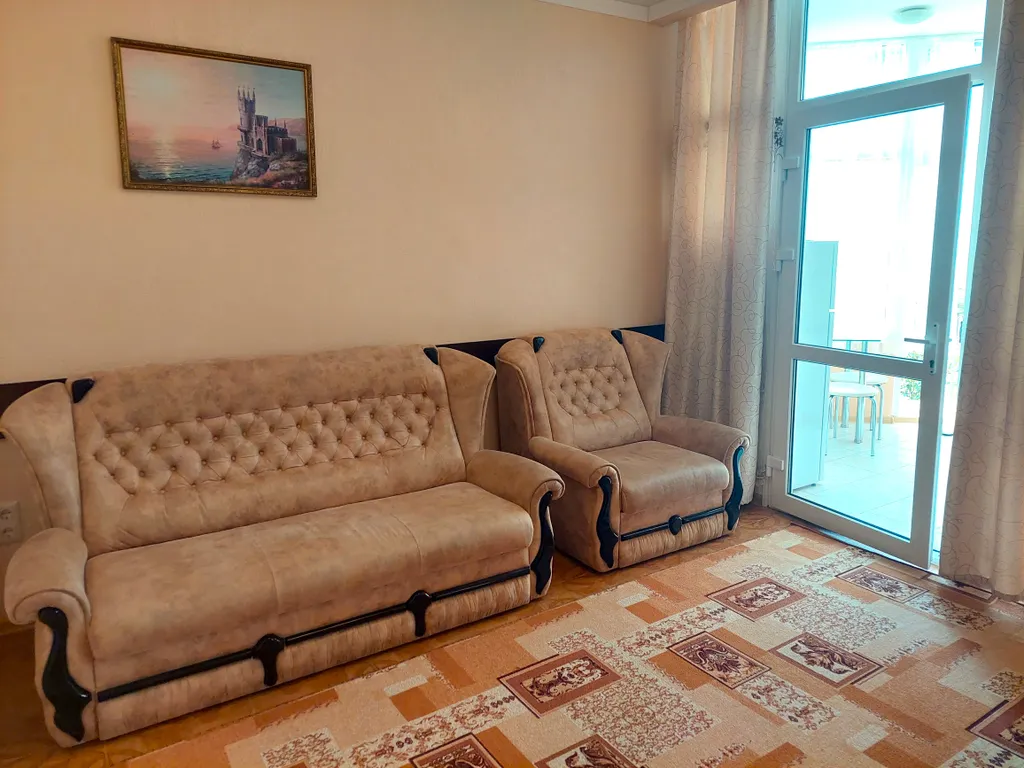 Апартаменты Феодосийский залив (двухкомнатные апартаменты №6)