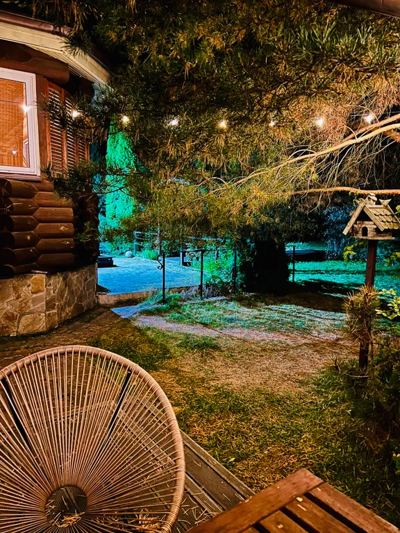 Коттедж Атмосферный дом из бревна с камином и сауной у водохранилища — Маслово