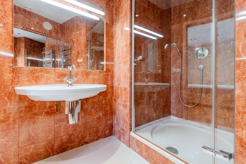 Квартира с двумя мастер-спальнями на первой береговой линии