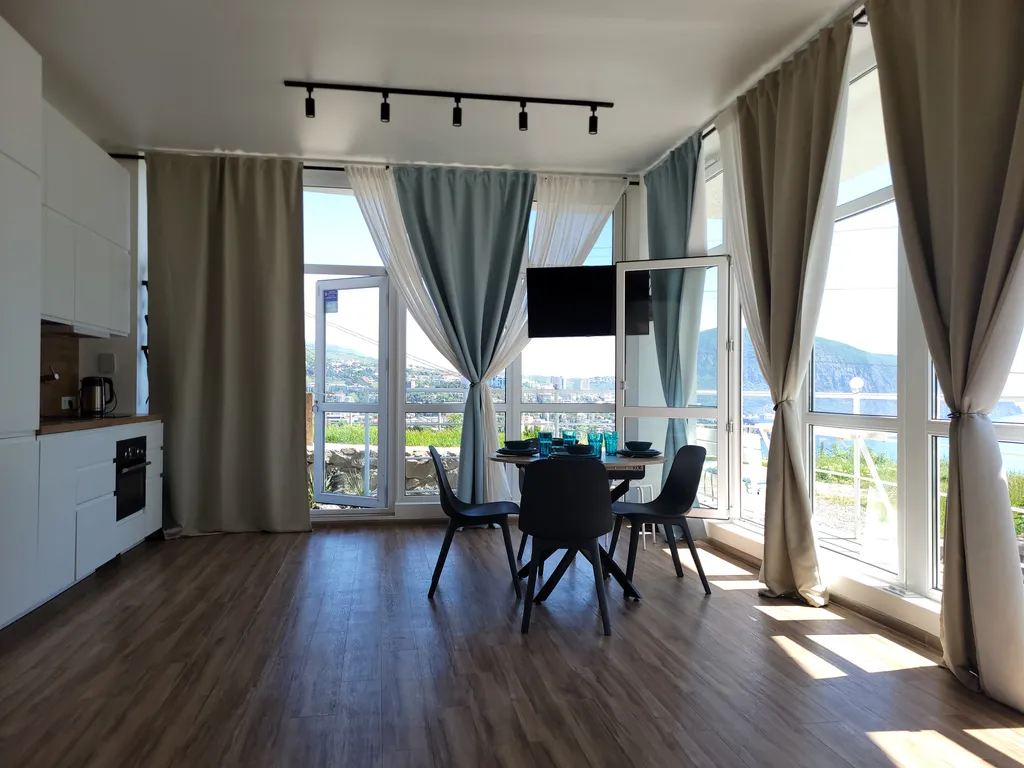 До 6 человек, восхитительный вид на море, мангал, парковка, в тихом месте