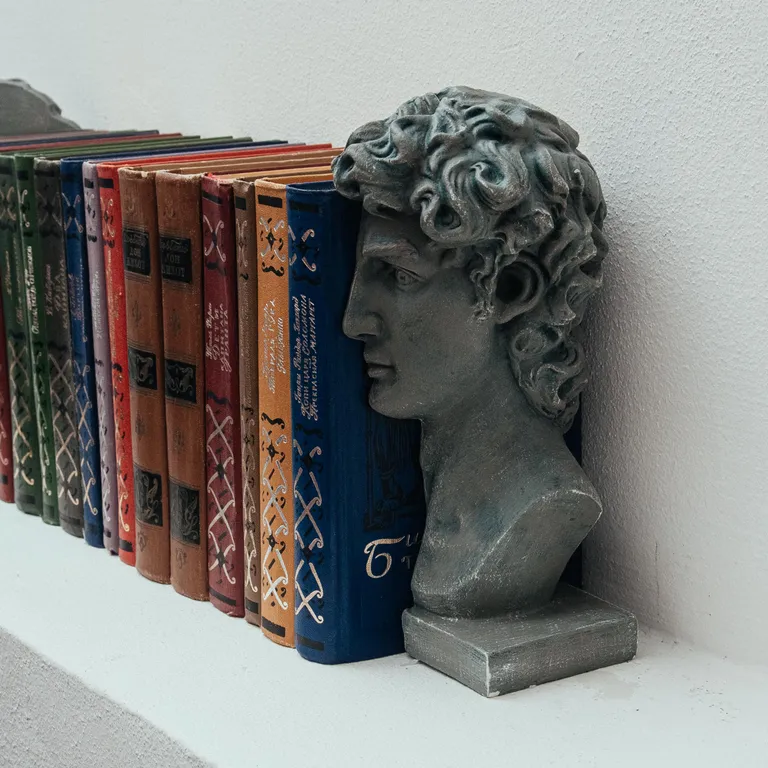 Гермес в доме-музее XIX века