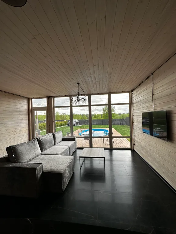 2-этажный Барнхаус с чаном, сауной и бассейном