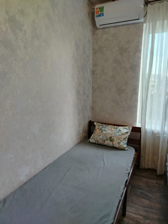 Комната вид на горы