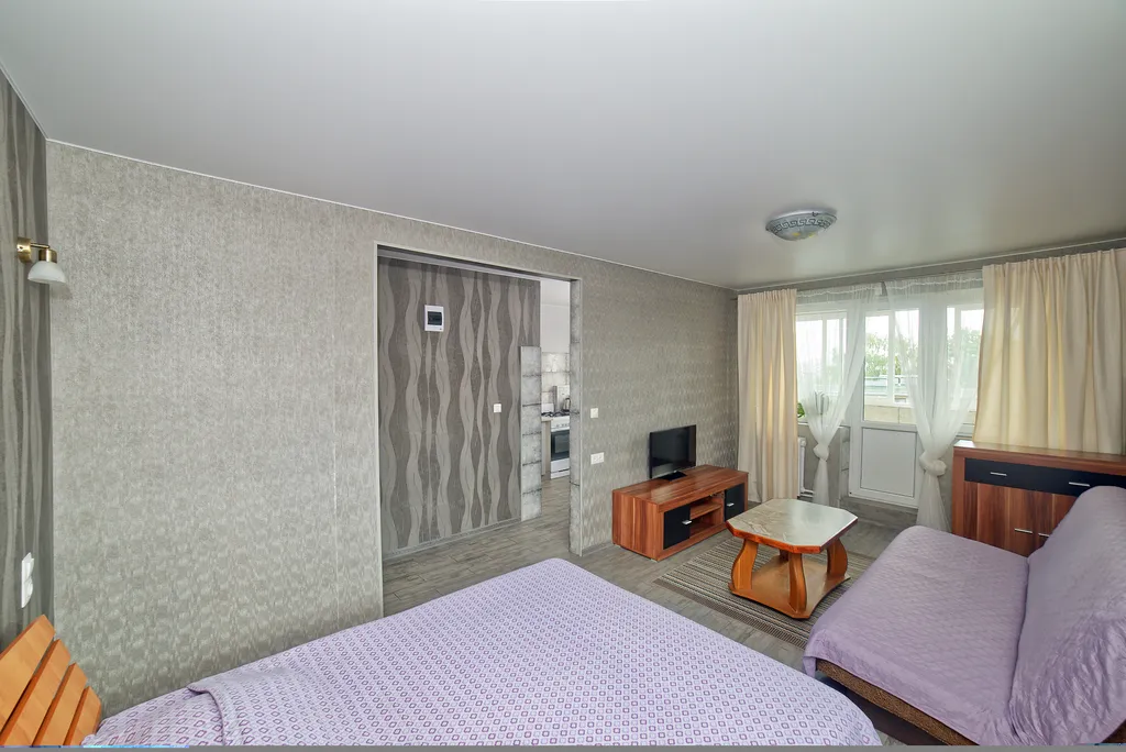 Современная квартира в шаговой доступности от центра города