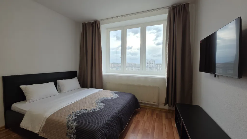 Тут хорошо на Островского