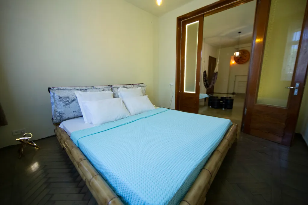 АПАРТАМЕНТ в центре в старом городе
Двухкомнатный Номер