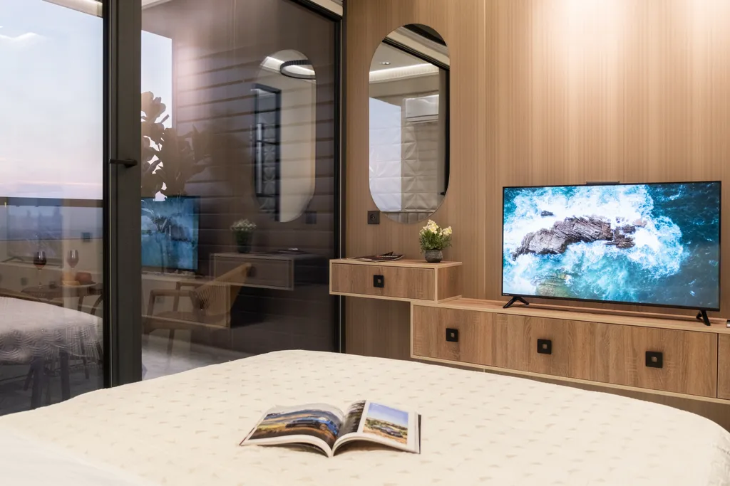 Стильная студия с прекрасным видом на город в U-Tower