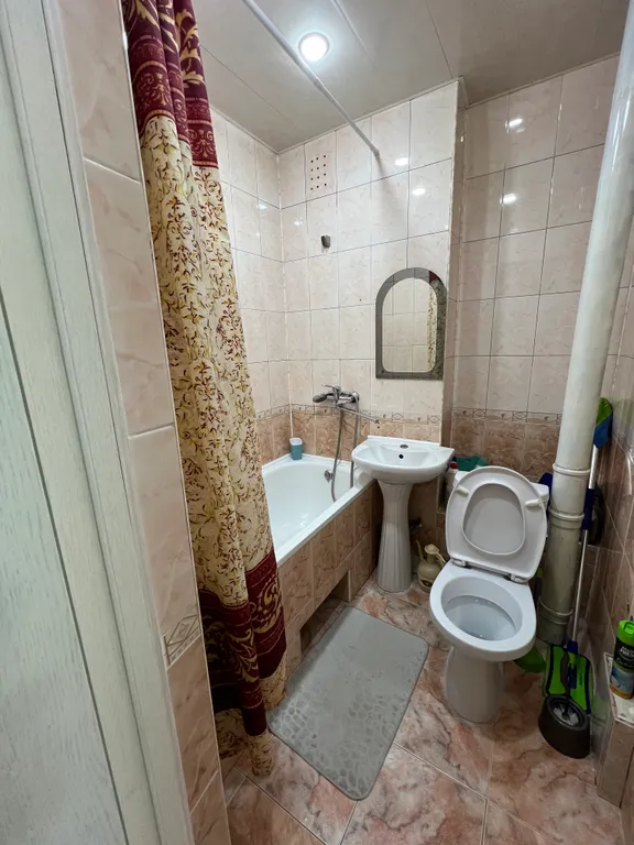 Уютная квартира в центре города, в пятистах метрах от моря