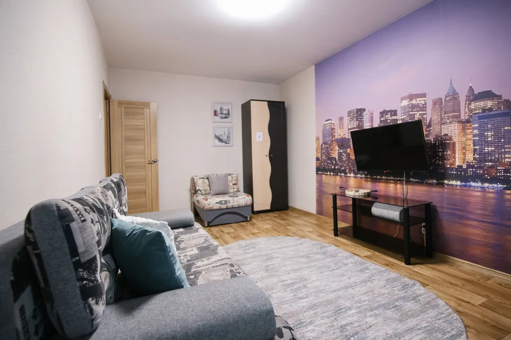 Квартира рядом с Платинум Ареной