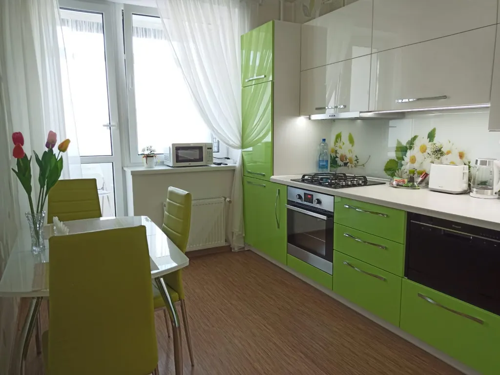 Уютная квартира в тихом районе, альпен парк 15 минут пешком до моря