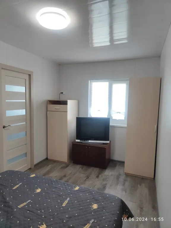 Квартира Отдельная мансарда с верандой — Ейск