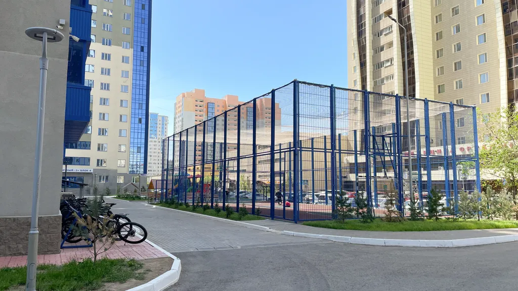 Уютная однокомнатная с видом на город возле набережной в Астане