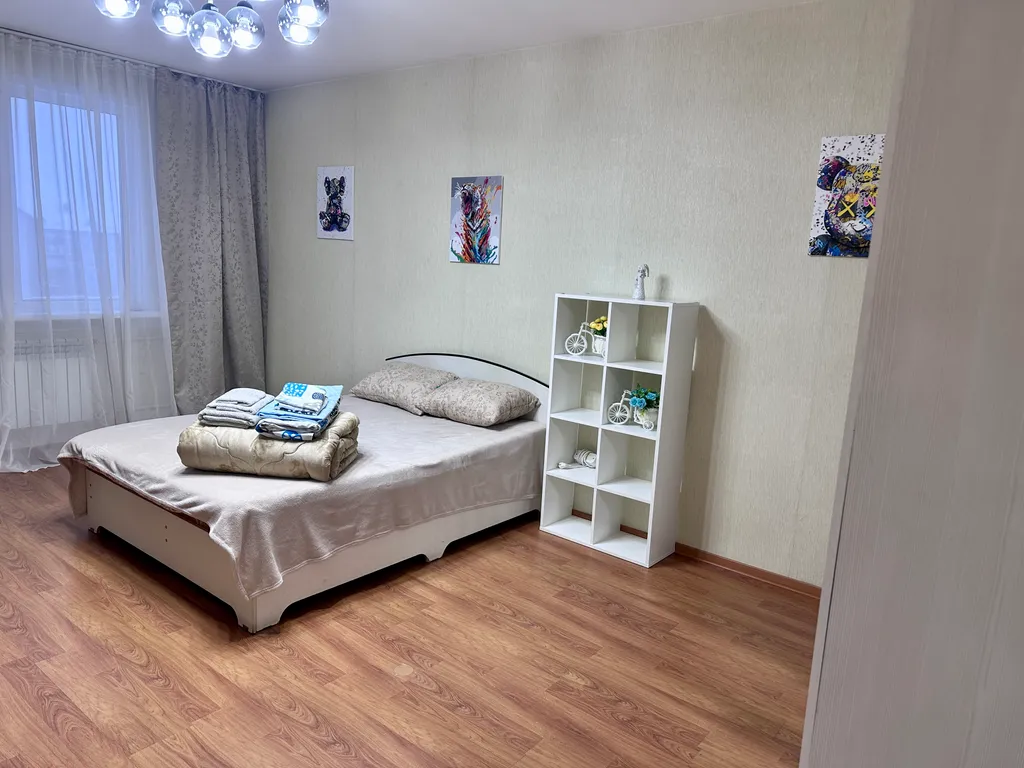 Двухкомнатная просторная квартира в центре города