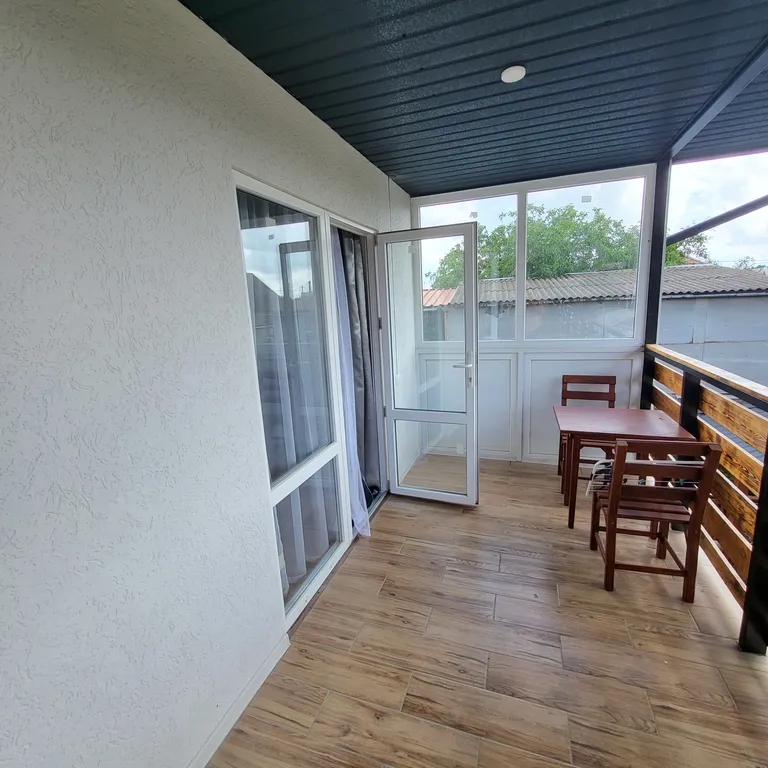 Квартира №210 на втором этаже, в номере есть все — аренда посуточно в Бердянск