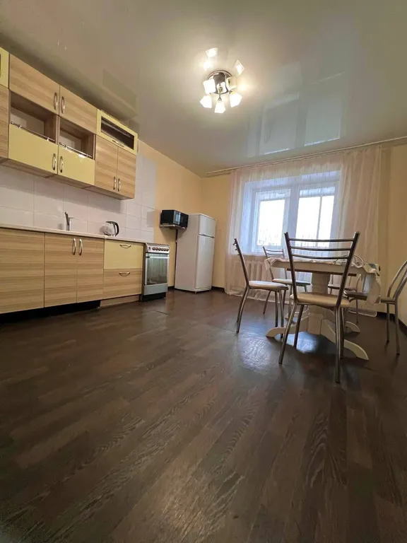 Просторная , уютная квартира в спальном районе город