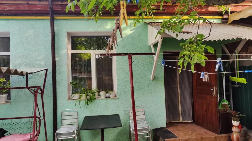 Коттедж Двух комнатный дом, в центре старого города — Евпатория