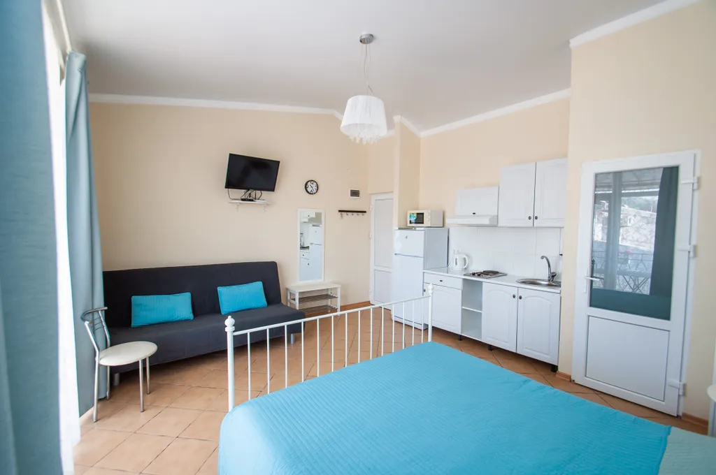 Студия с балконом астра 6