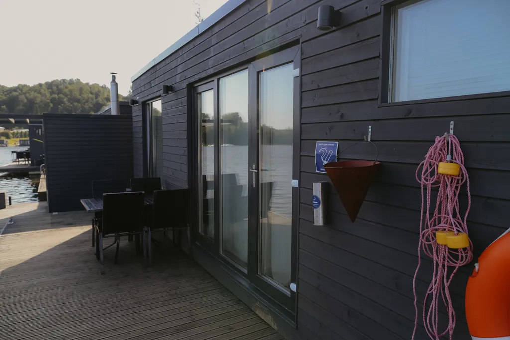 Плавучий дом Сазан