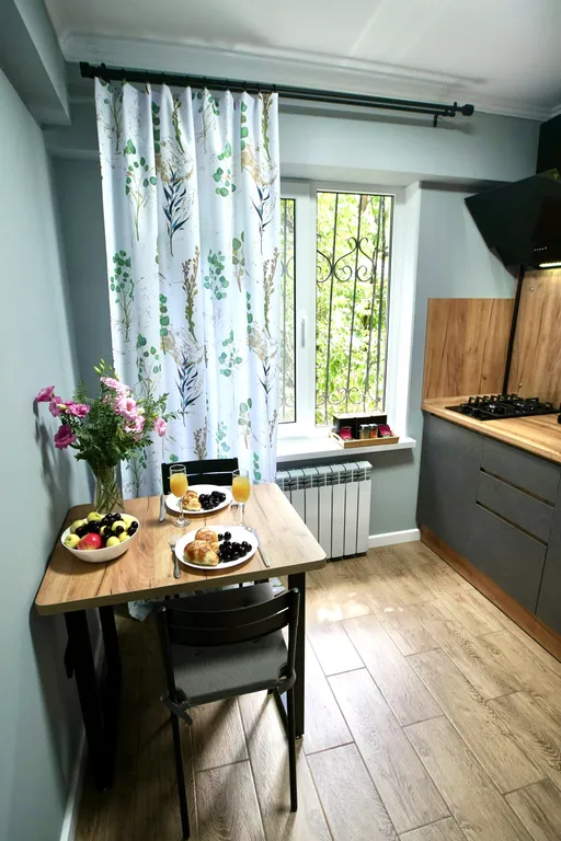 Современная квартира для отдыха и работы в спокойном районе Алматы