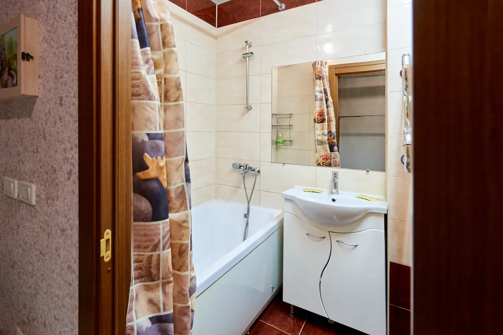 Евродвухкомнатная квартира на Тепличной