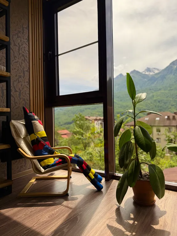 Квартира с видом на горы