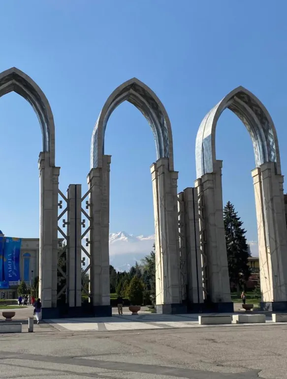 Отличная квартира возле выставки