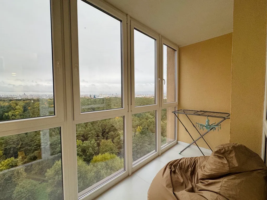 Изысканный апартамент с видом на парк Челюскинцев