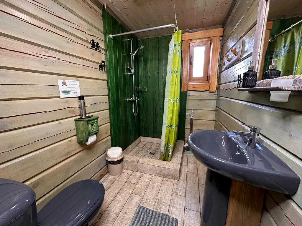 Коттедж Дом Скала загородный комплекс Здоровей — Никольцы