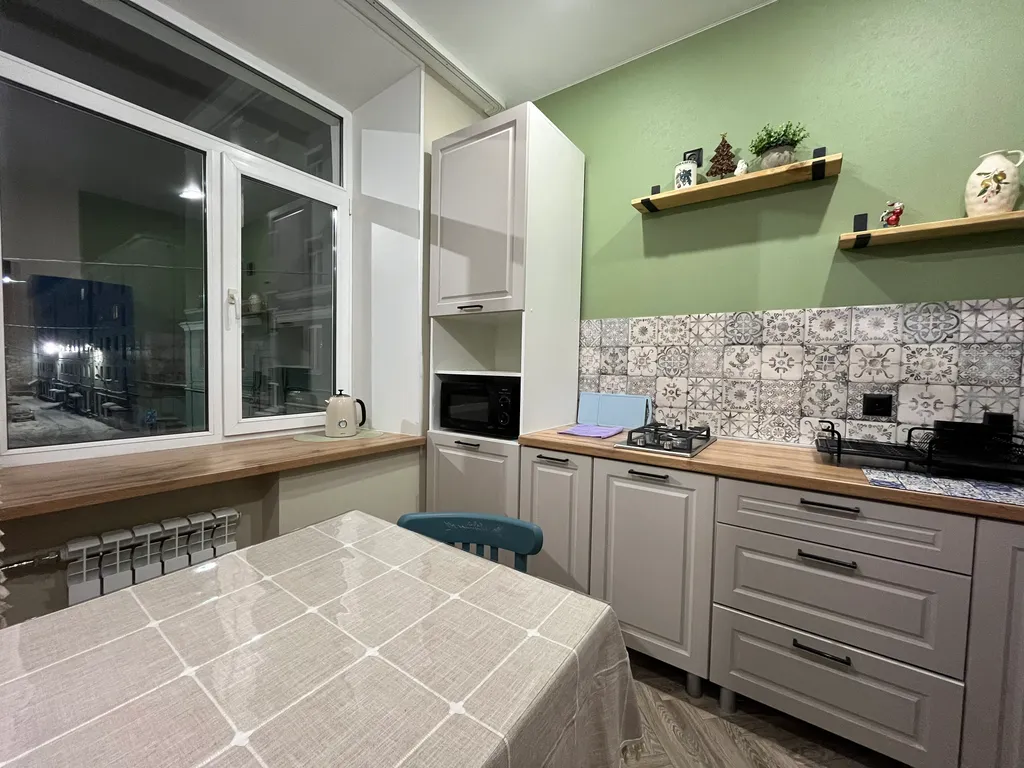 Ваш Рантье на Самойловой 12 близ отеля Меридиан