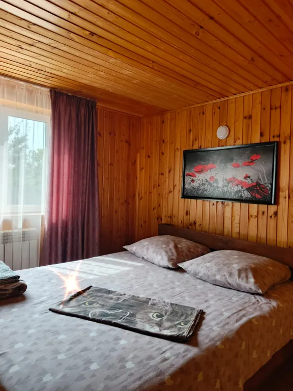 Дом коттедж в черте города