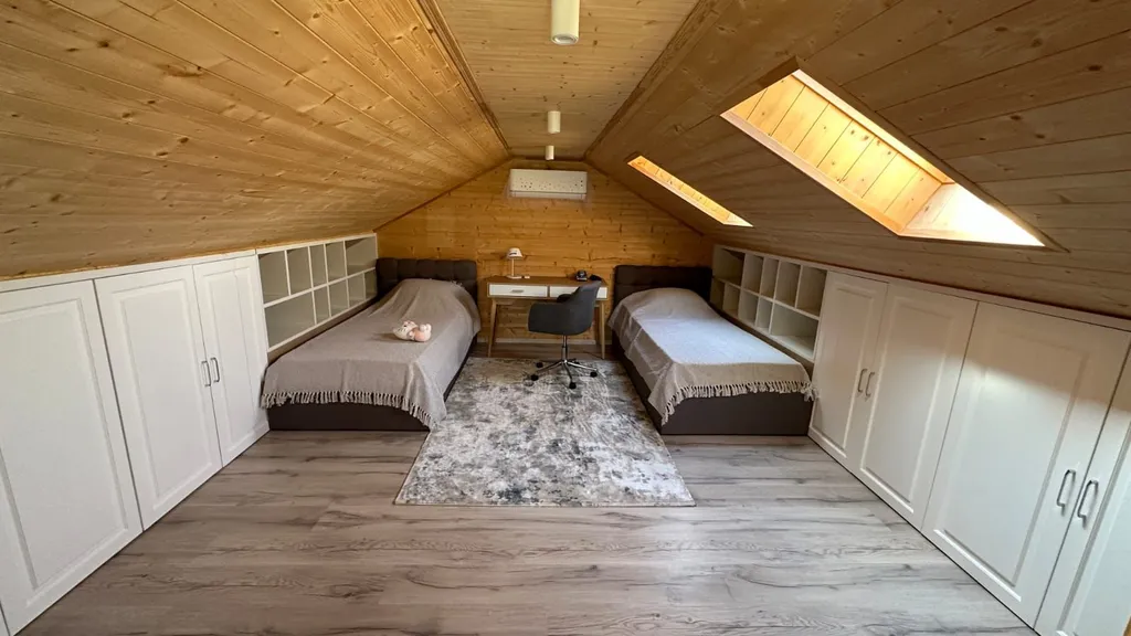 Дом в стиле шале с панорамный видом на горы