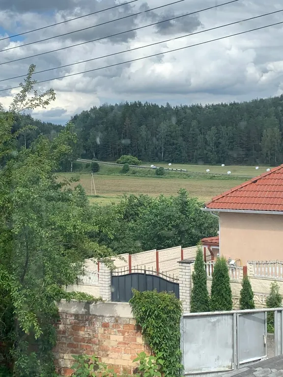 Большой дом с бассейном и диско, в ретро стиле около аэропорта Минск