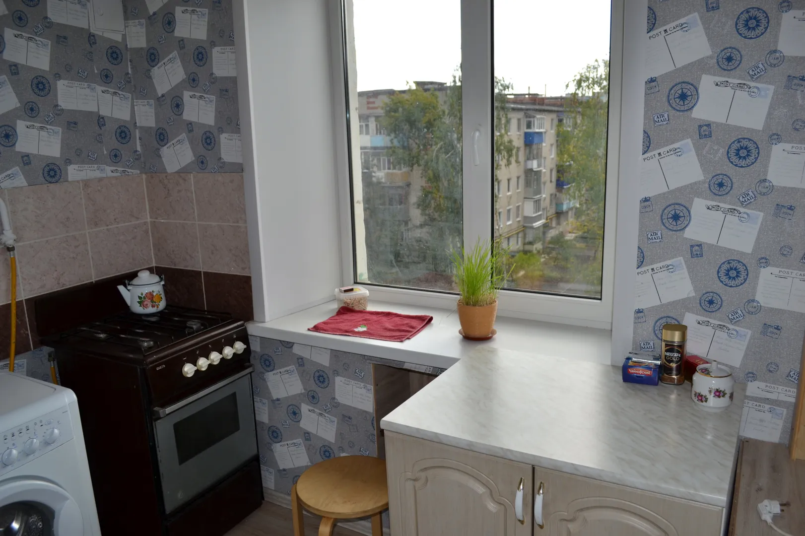 кухня (вид на окно)