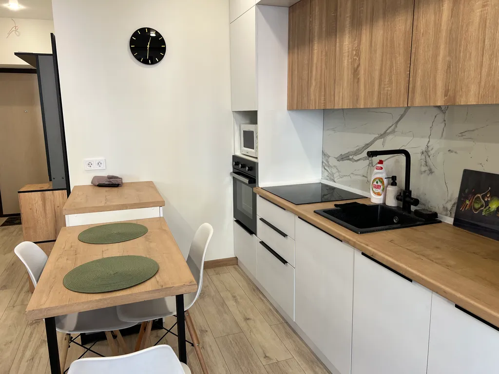 Квартира возле ТЦ Макси