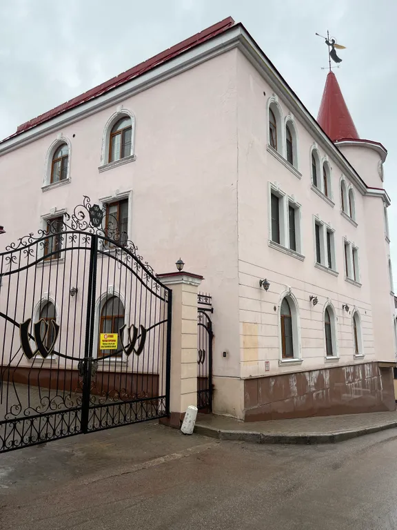 Квартира Апартамент в исторической части с балконом — аренда посуточно в Выборг