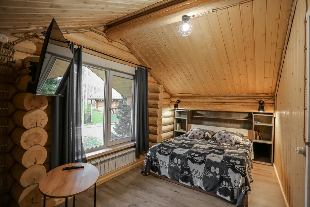 Двухэтажный деревянный коттедж в Усадьбе скульптора Эрьзи