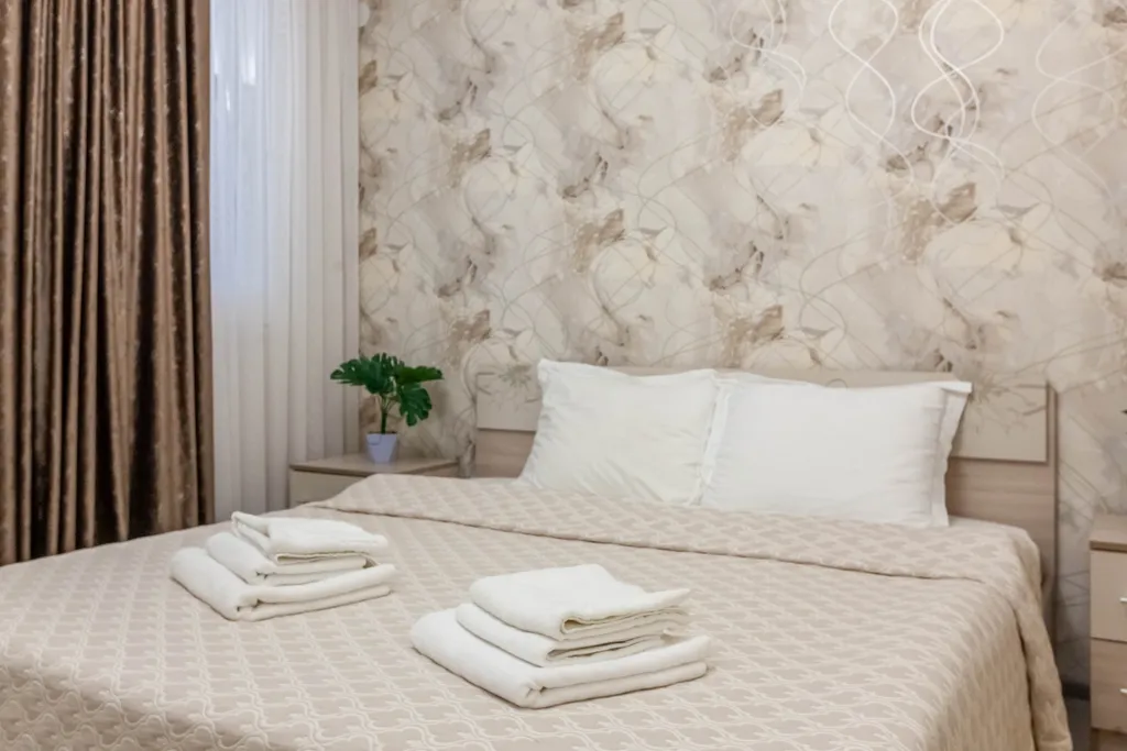 Трёхкомнатная квартира с евроремонтом в новом двухэтажном здании