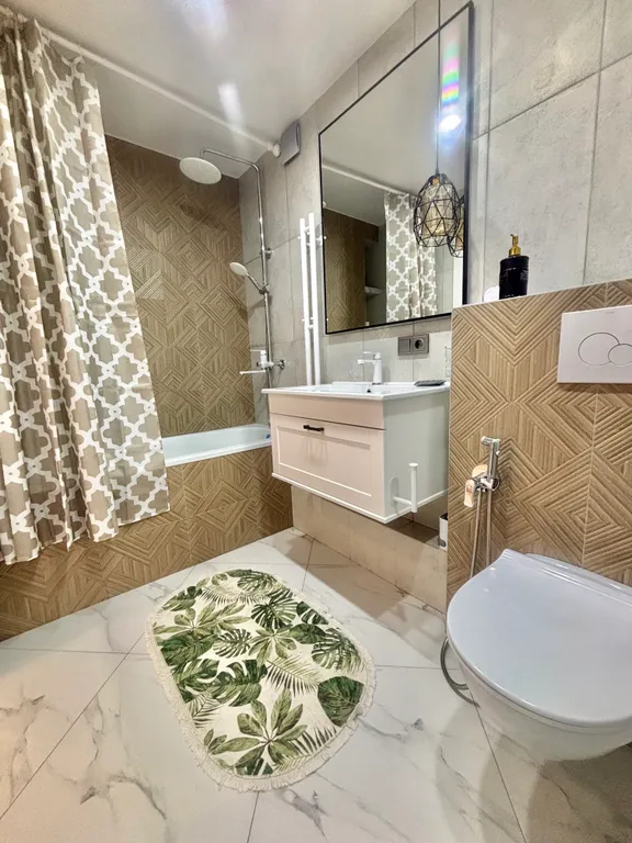 Евродвушка у озера новострой рядом с центром города МЖК Ледовая арена