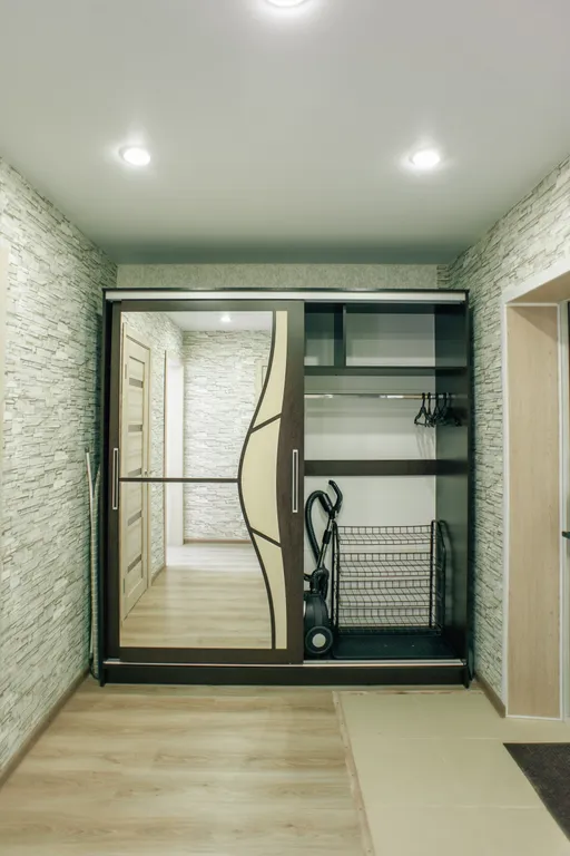 Классное Место с парковкой в центре, близко стадион Спартак и Арена