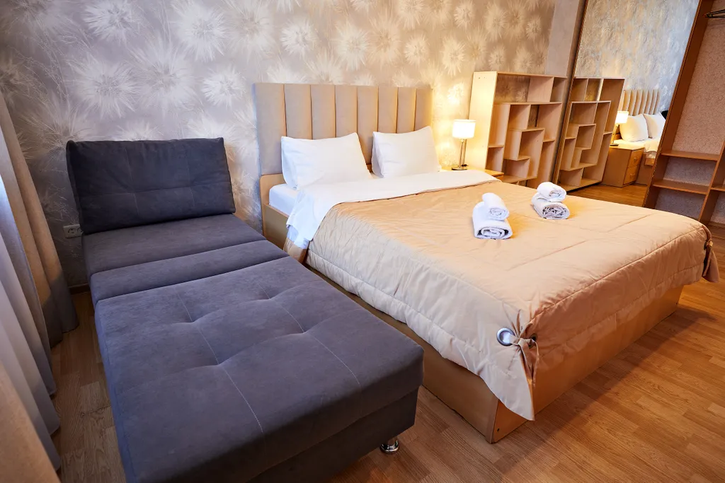 2-комнатная с раздельными спальнями в самом центре